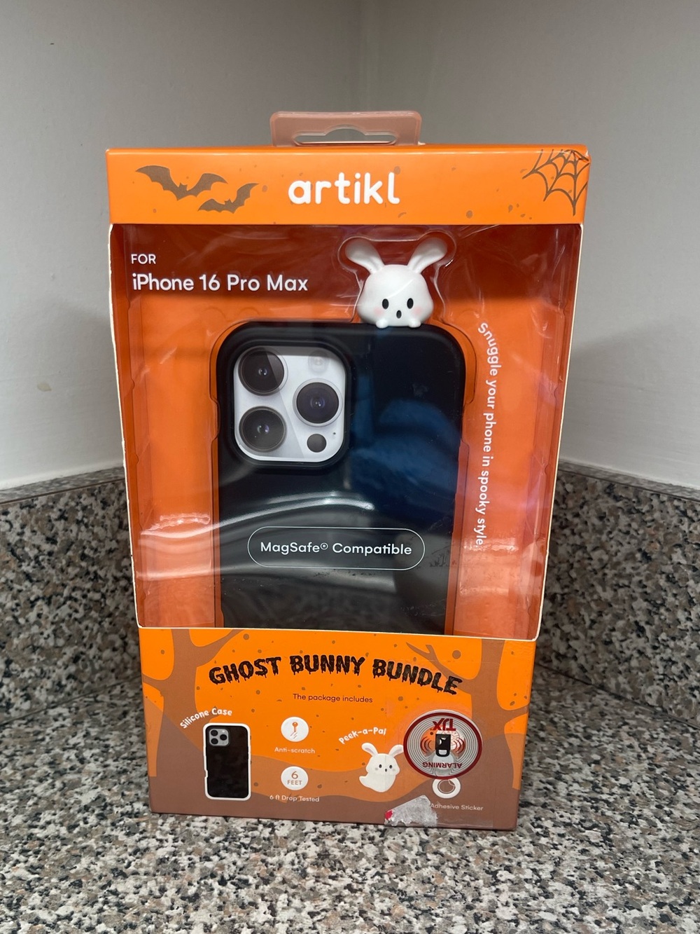 Ghost Bunny Bundle Silicone MagSafe Case for iPhone 16 Pro Max - Black
